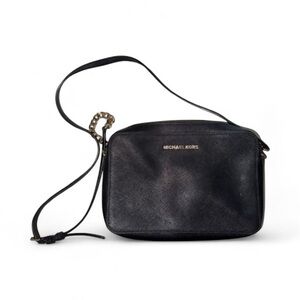 Micheal Kors Jet Set Crossbody bag in black Saffiano leather with gold-tone